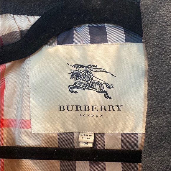 Rare Burberry London Puffer Vest - Picture 2 of 7